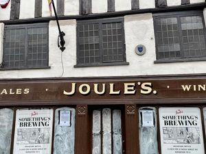 Supporting image for story: Replacement windows approved for historic protected pub in Shrewsbury town centre