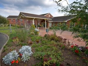 Supporting image for story: Petition launched to block Telford hospice cuts