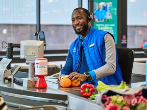 Supporting image for story: Aldi to lift hourly pay to at least £13 for shop workers