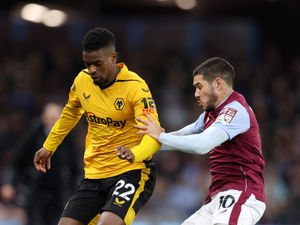 Supporting image for story: Aston Villa's Emi Buendia suffers serious injury on eve of season