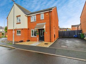 Supporting image for story: Three-bed Wolverhampton semi with modern décor hits market for £255,000