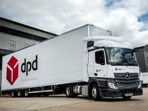 Supporting image for story: DPD trebles its 2020 Mercedes-Benz Actros order