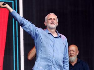 Supporting image for story: Watch: Jeremy Corbyn had a hero's welcome at his first-ever Glastonbury Festival