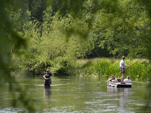 Supporting image for story: UK records warmest day of the year so far as temperatures hit 29.4C