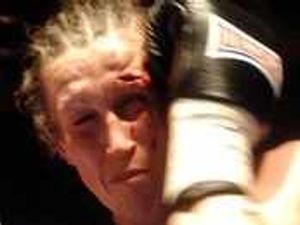 Supporting image for story: City fighter Lyndsey takes crown