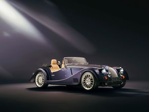 Supporting image for story: Morgan celebrates end of Plus Six production with limited-edition ‘Pinnacle’