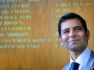 Supporting image for story: Howzat for a cricket legend? Vikram Solanki among stars to join Wolverhampton's Hall of Fame - WATCH
