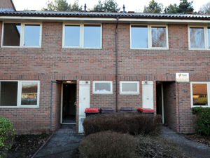 Supporting image for story: Madeley Town Council to give £5,000 to doctors' homes