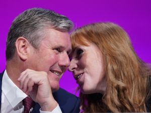 Supporting image for story: Starmer distances himself from Rayner’s attack on Tory ‘scum’