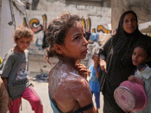 Supporting image for story: Palestinians say 36 people killed trying to obtain desperately needed aid