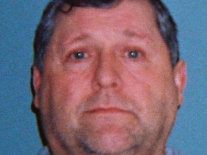 Supporting image for story: £291,000 Shropshire fraudster has jail term cut