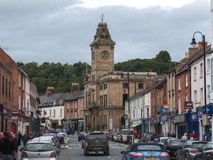 Supporting image for story: Ex-town council worker asks for £166k compensation as tribunal concludes