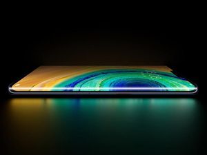 Supporting image for story: Customers could be put off by lack of Google apps on Huawei phone, experts warn