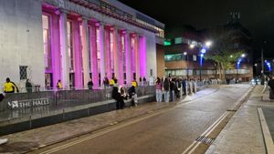 This was the first time a One Direction singer has played in Wolverhampton since Liam Payne's death
