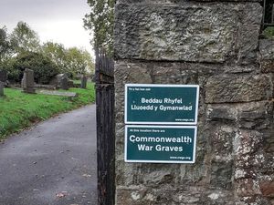 Supporting image for story: War grave signs go up at churchyards