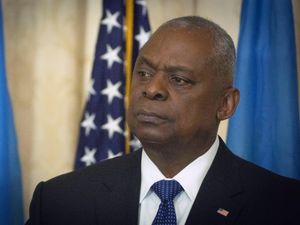 Supporting image for story: US Defence Secretary loses bid to reject 9/11 plea deals