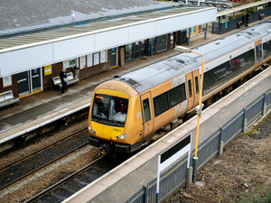 Supporting image for story: Company plans for new Shropshire to London rail service