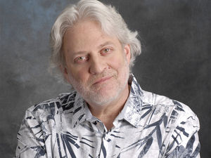 Supporting image for story: Dean Friedman to play Bilston