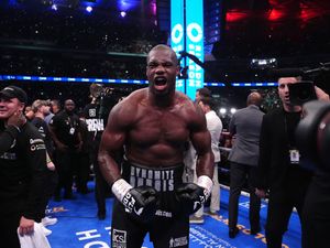 Supporting image for story: ‘Hot property’ Daniel Dubois out to avenge Usyk defeat with dad in his corner