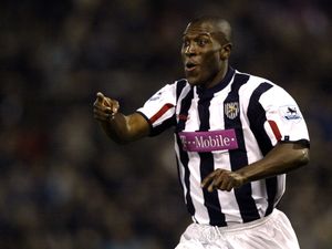 Supporting image for story: Former West Brom Great Escape hero Kevin Campbell died of natural causes, coroner finds