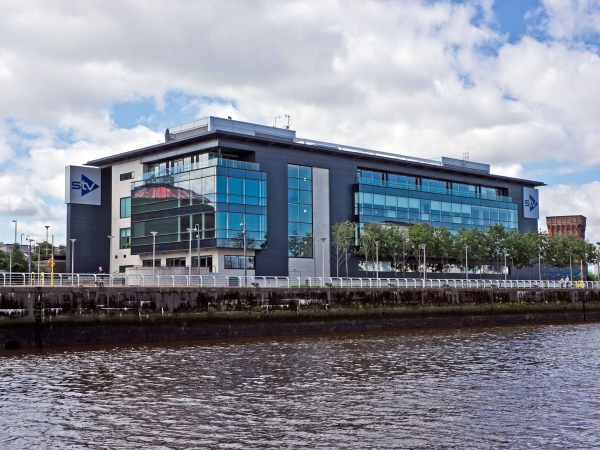 NUJ members at STV back strike action