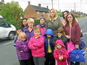 Supporting image for story: Parents campaign for crossing near Gobowen primary school