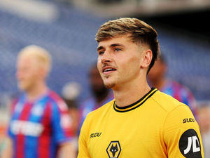 Supporting image for story: Gary O'Neil outlines future situation of Wolves youngster