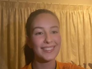 Supporting image for story: 'Adama Traore you legend!' Wolves fans on stunning late victory at Fulham - WATCH 