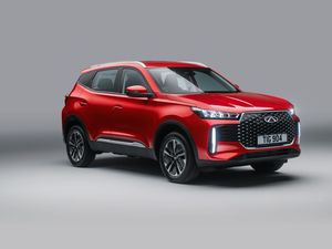 Supporting image for story: Chery Tiggo 4 goes on sale priced at £19,995