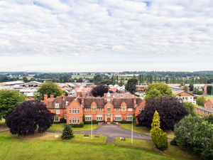 Supporting image for story: Shropshire university's new veterinary school plans take step forward