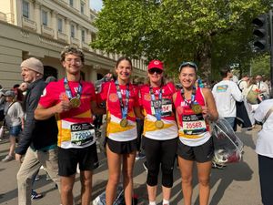 Guy, Paige, Clare, Mary Bicker Caarten