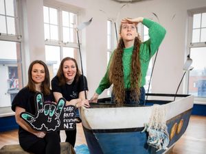 Supporting image for story: New theatre show to put deaf artists centre stage