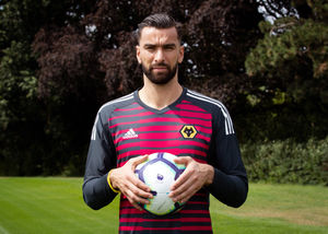 Patricio has won 73 caps for Portugal and played in this summer's World Cup (© AMA / James Baylis)