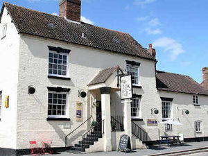 Supporting image for story: The Fox, Much Wenlock