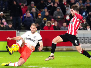 Supporting image for story: Wolves renew interest in signing West Ham defender Craig Dawson