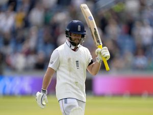 Supporting image for story: Ben Duckett brilliance puts England in with a chance of sensational Test victory