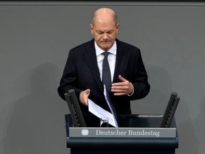 Supporting image for story: German Chancellor Olaf Scholz loses confidence vote, to set up February election