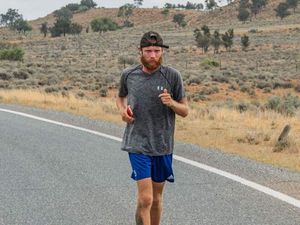 Supporting image for story: Man hopes to become fastest British person to run across Australia
