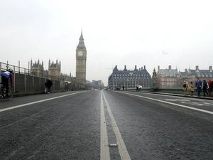 Supporting image for story: Service launches for online reporting of London road network issues