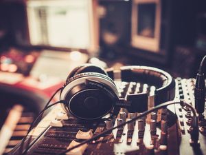 Supporting image for story: Unsigned special: Realising your musical dreams - recording