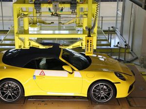 Supporting image for story: Porsche buyers can now watch their car being built