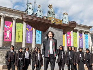 Supporting image for story: Queen Victoria rules the waves as city statue is 'reimagined' for Commonwealth Games