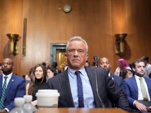 Supporting image for story: Kennedy hearing turns rancorous as Democrats press him on Covid vaccine changes