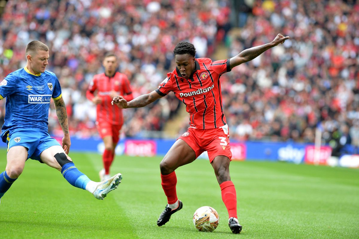 Liam Gordon joins local rivals after Walsall exit
