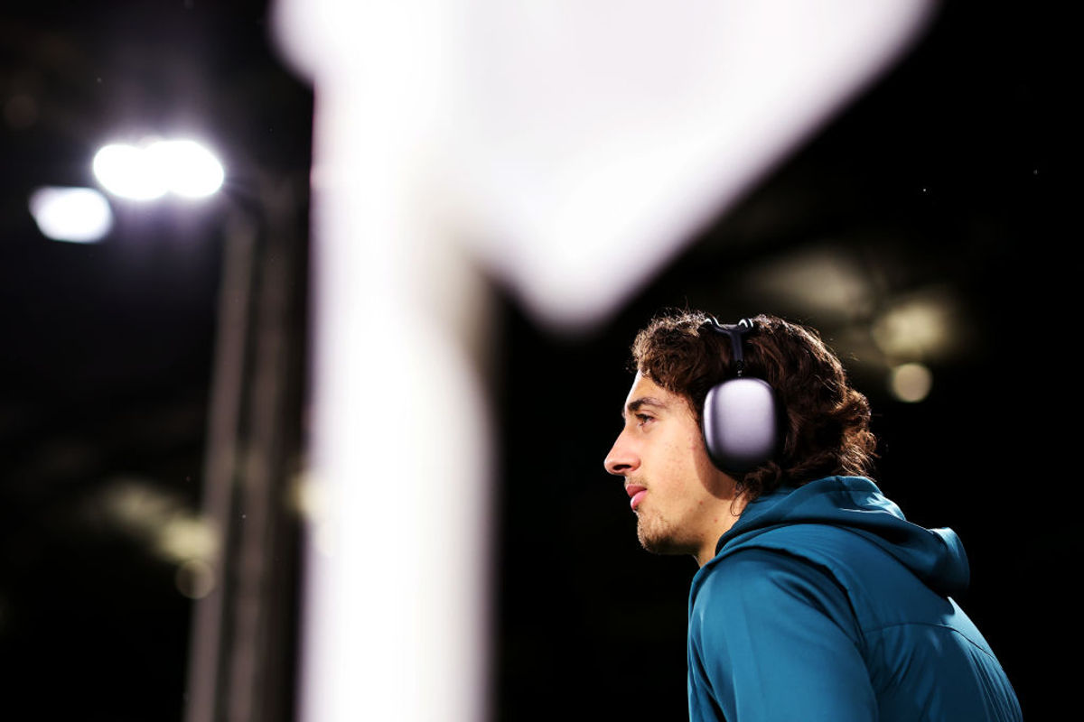 Borussia Dortmund close to striker agreement with Wolves