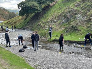A geography field trip in the Carding Mill Valley.
