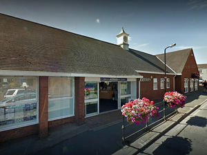 Supporting image for story: Author to tell all on latest sleuth novel