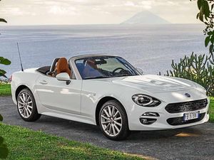Supporting image for story: Fiat 124 Spider road test: Very new and... hardly new at all!