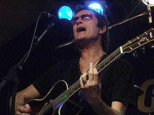 Supporting image for story: Glenn Hughes goes back to his roots