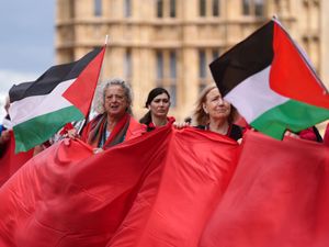 Supporting image for story: Parliament moves closer to setting up Iraq war-style inquiry into Gaza conflict